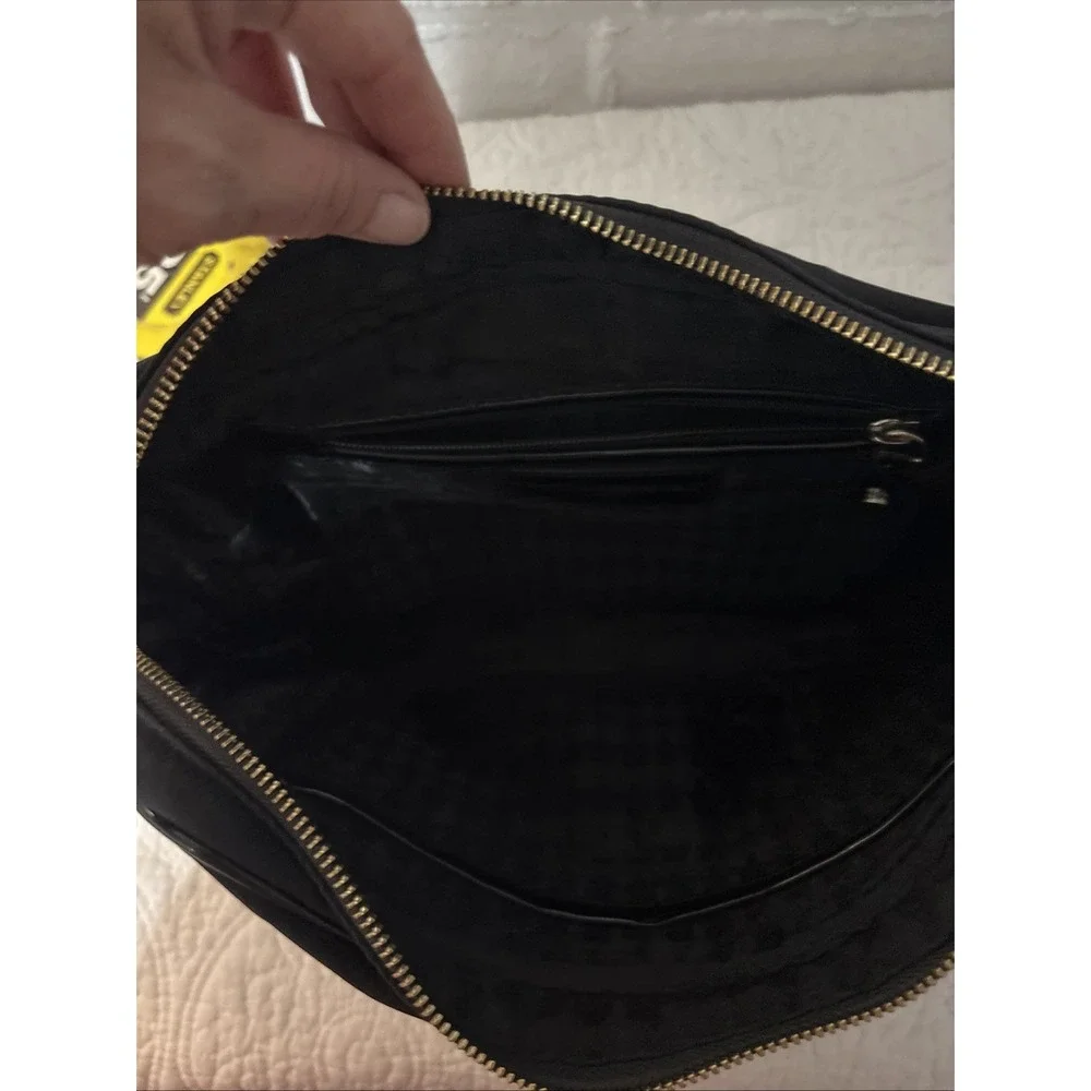 Karl Lagerfeld  Black Purse With Patent Leather‎ Accents